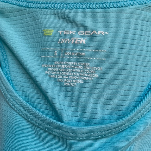 athletic tank top - Picture 3 of 3